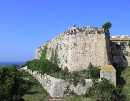 Burgen  auf Elba